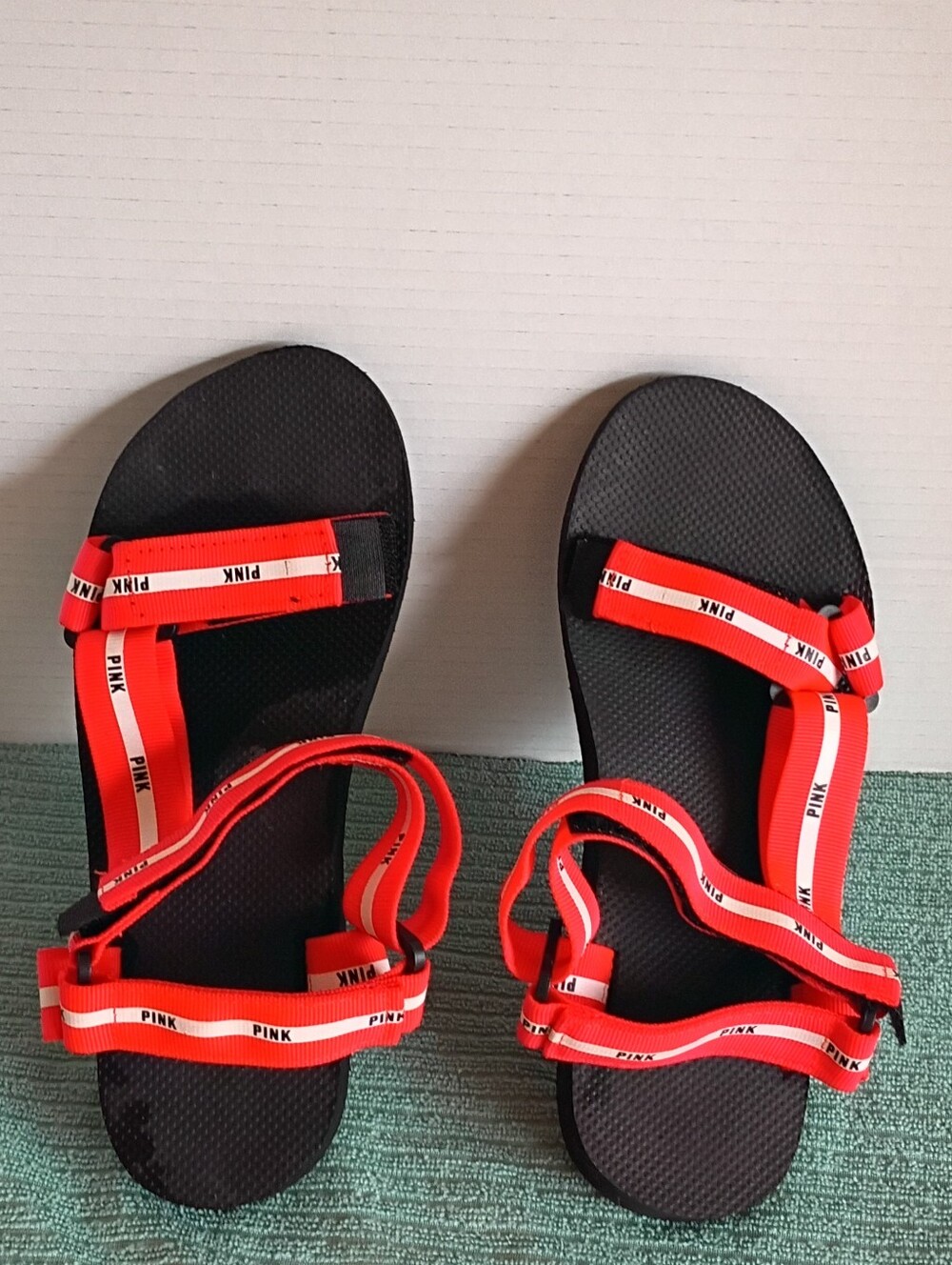 NWOT Victoria's Secret PINK Red, &  Black Logo With Adjustable Straps.
